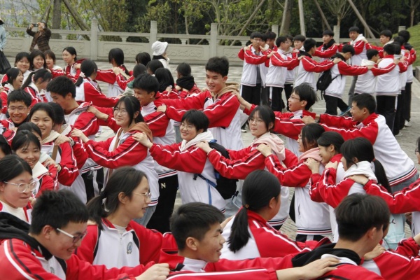 DƬ2.jpg