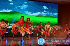 雙流棠湖小學在 “雙流縣藝術(shù)教育成果展