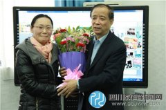 石室小學舉行“攜手同行，成就華章”成