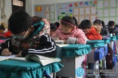 小學(xué)生手寫字堪比印刷體 網(wǎng)友點贊