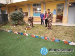 平樂消防大隊到石頭小學(xué)進行消防大檢查