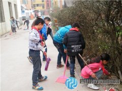 興賢小學(xué)開展“學(xué)雷鋒”課外實踐活動