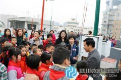爭當小小氣象員 光華小學40多名隊員走進