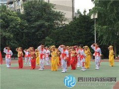 白果林小學(xué)開展“書香童年”六一兒童節(jié)
