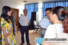 青白江區(qū)對大彎中學高考考點放音環(huán)節(jié)做